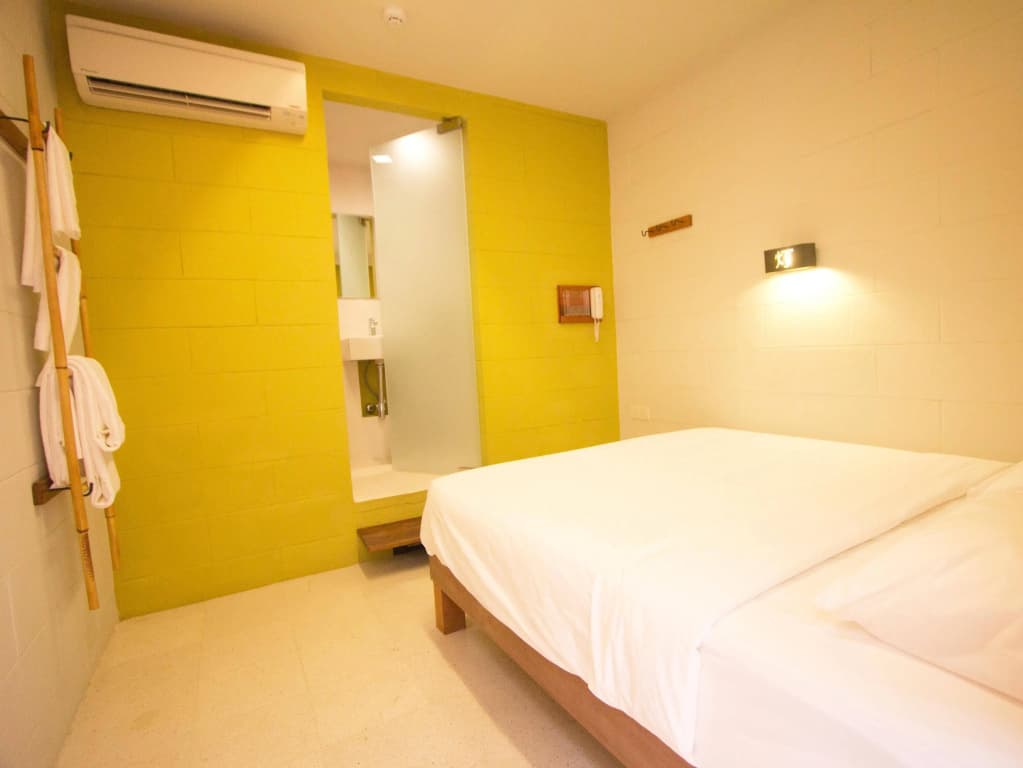 Lantern Hotel - photo 2