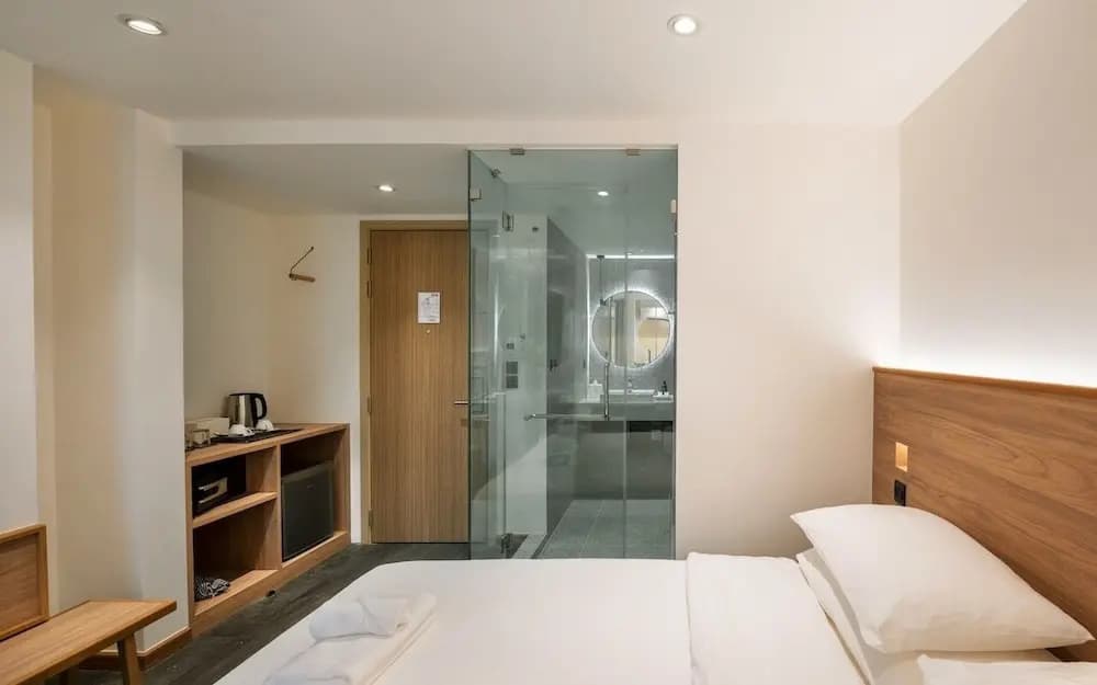 Zen Master Hotel - photo 11