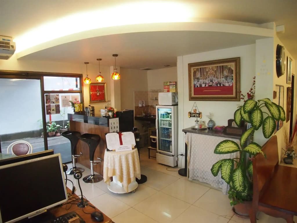 A-One Inn - photo 16