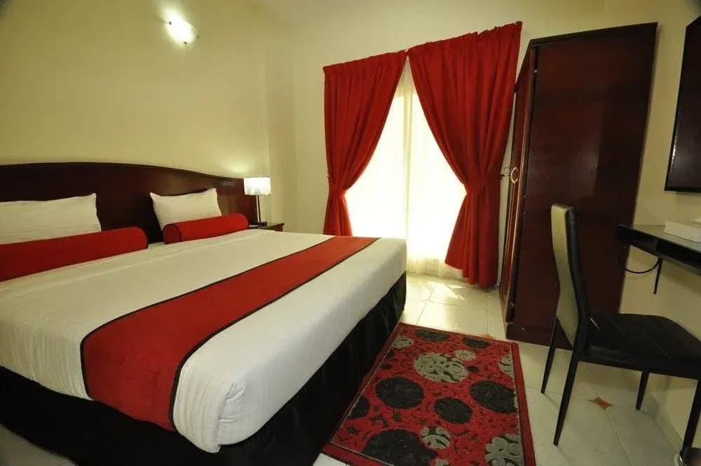 High End Hotel Apartments - photo 3