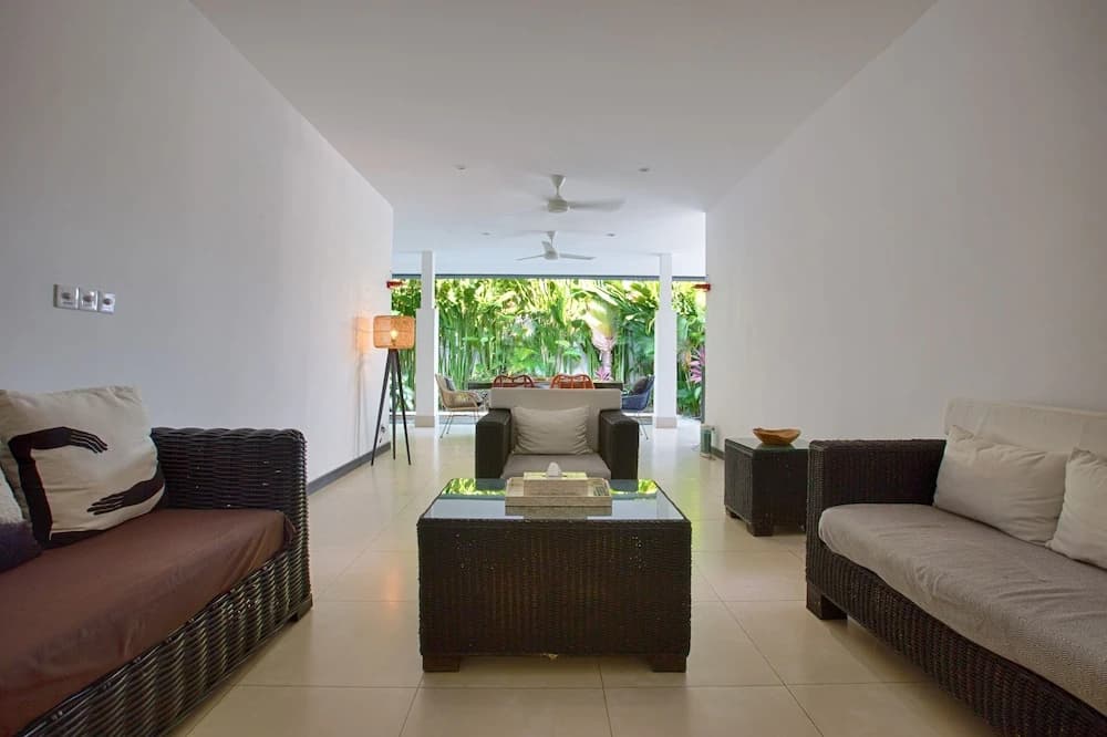 Villa Arus - main photo