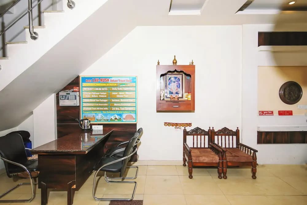 Hotel Lav Kush Deluxe - photo 9