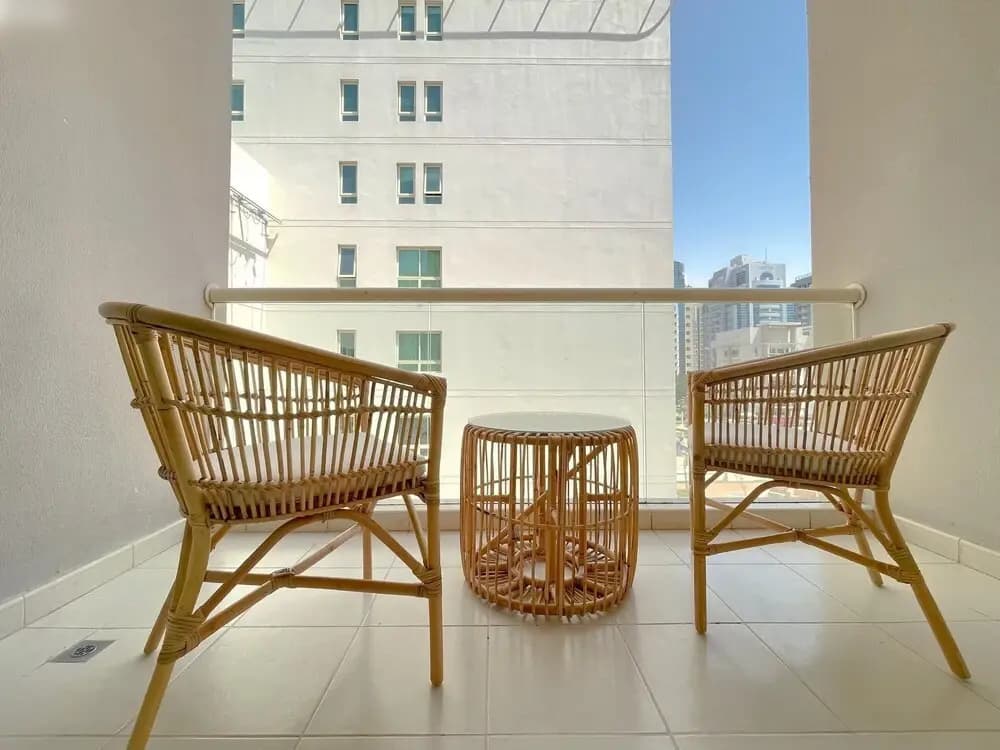 Spectacular 1BR Community View - photo 6