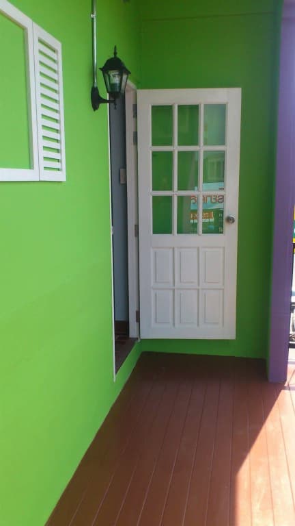B Trio Guesthouse - photo 15
