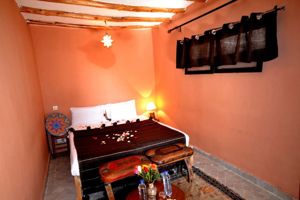 Riad White Flowers - photo 18