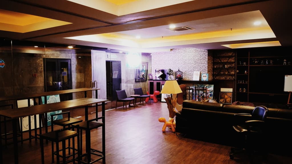 The Hulo Hotel Gallery - photo 25