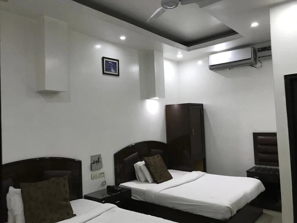 Hotel Metro Plaza - New Delhi Railway Station - photo 5