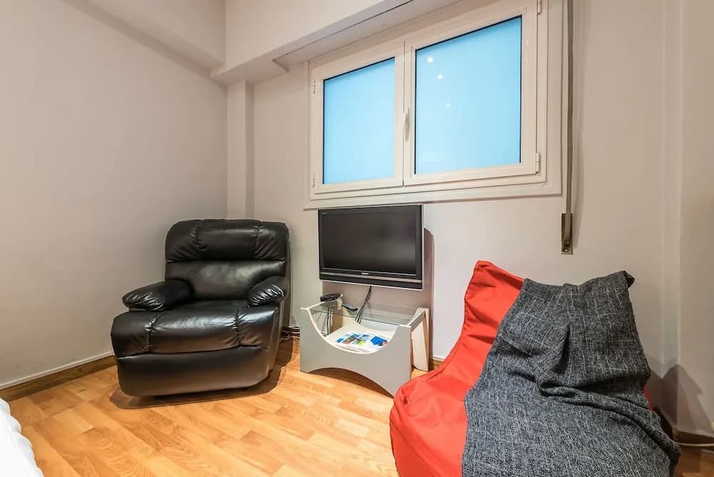 Cozy Athenian Apartment - photo 5