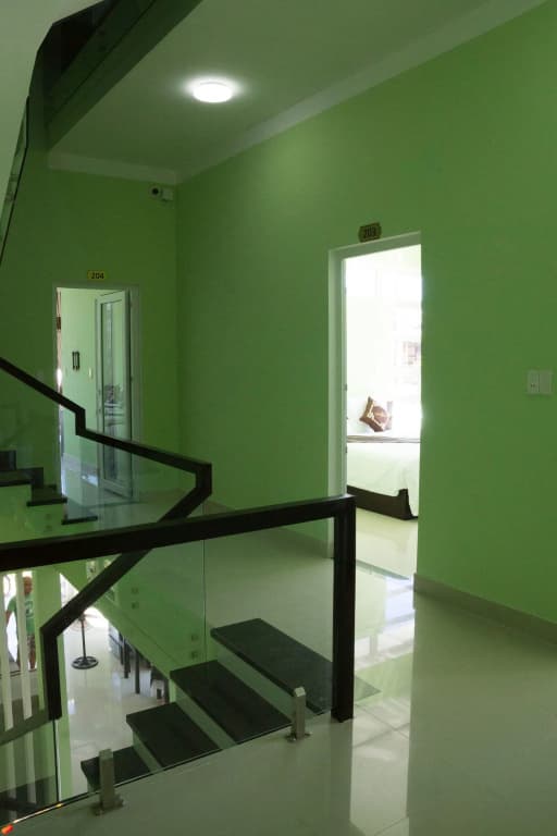 Chau Plus Homestay - photo 12