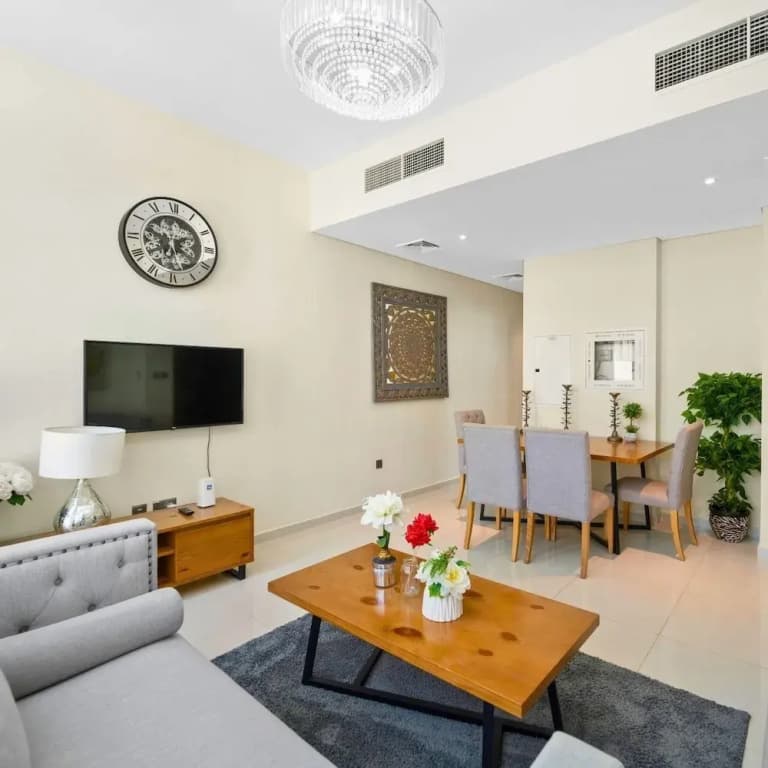Modern 3BR townhouse in Damac Hills 2 - photo 13