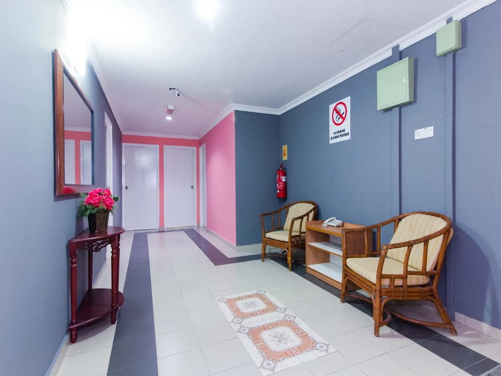 Hotel O Comfort - photo 10