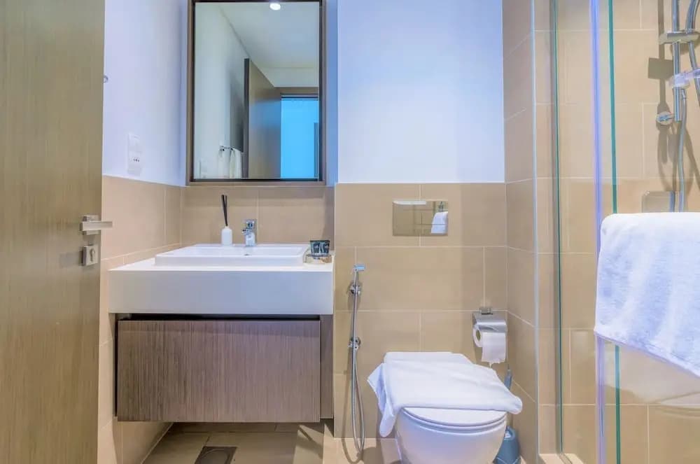 New! Luxurious Living Dubai Creek Balcony & View - photo 7