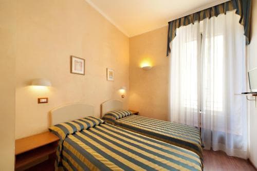 Vatican Luxury Suites - photo 5