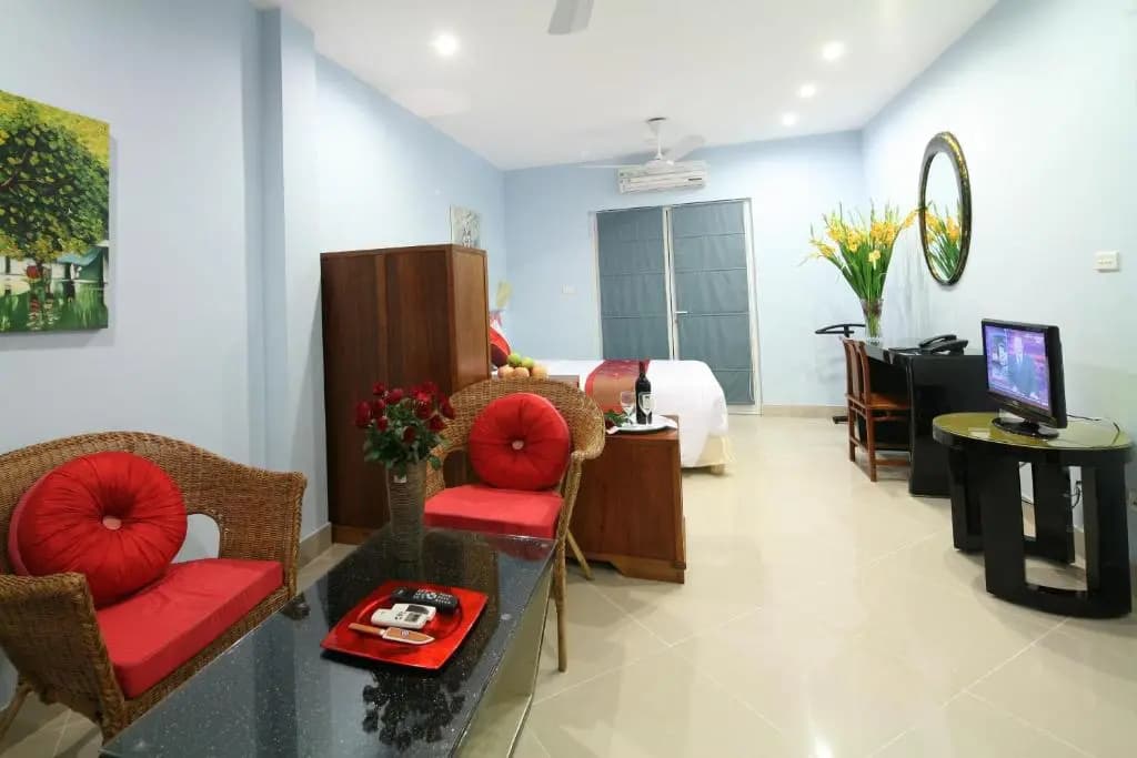 Rising Dragon Estate Hotel - photo 11