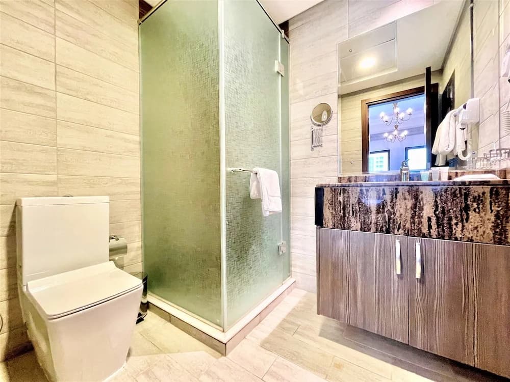 Spacious Marbella 2BR With Scenic Views - photo 7