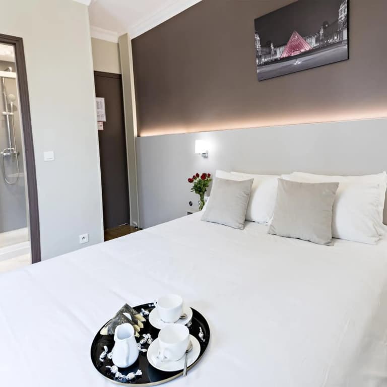 Modern Hotel - photo 40