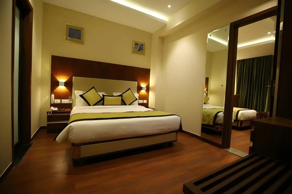 The IC's Hotel - photo 3