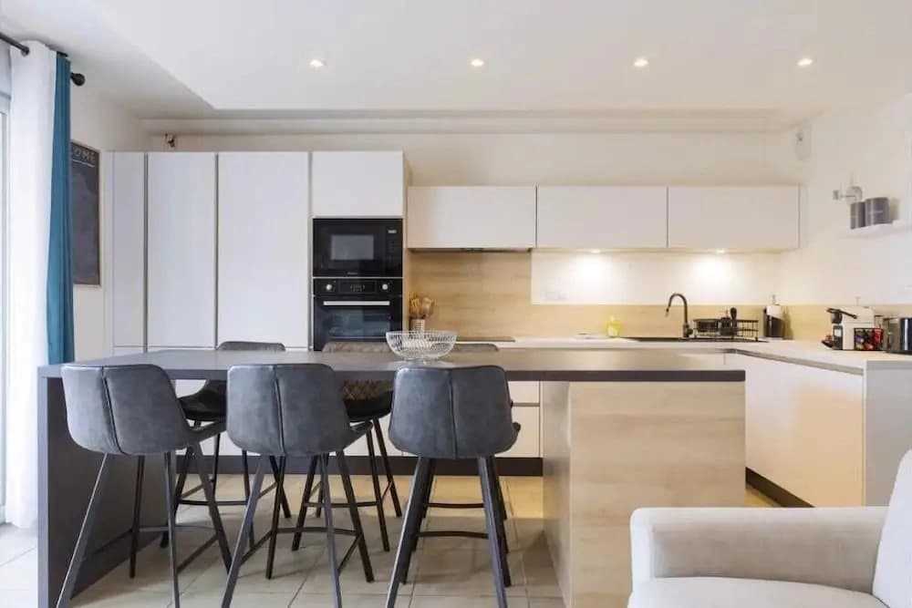 Q&R Renting - Suites Design Luxueuses - photo 16