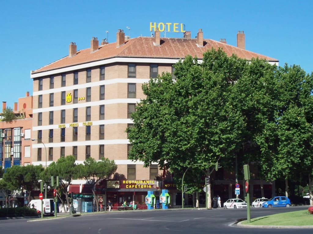 Hotel Puerta de Toledo - photo 1