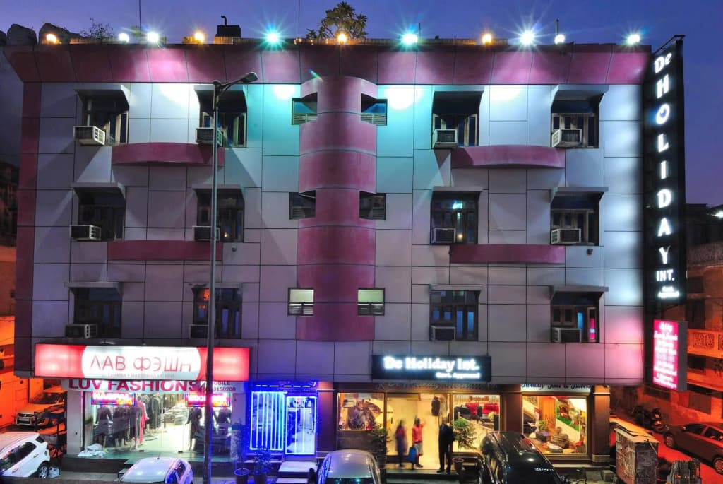 Hotel De Holiday International - photo 1