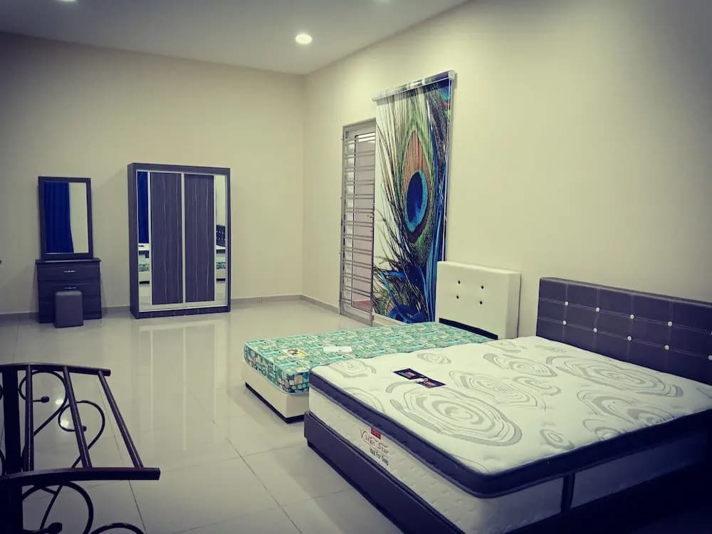 Thibas Homestay Sungai Pelek - photo 2