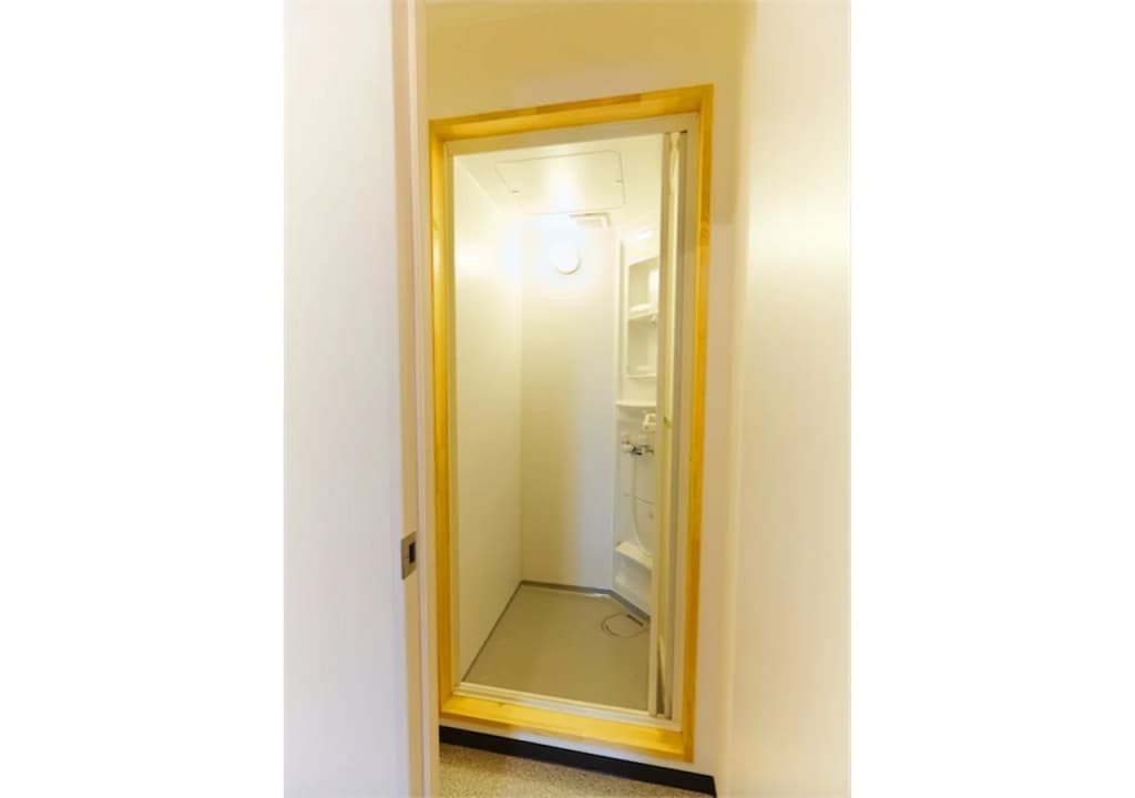 Guesthouse Gloire - Hostel - photo 11