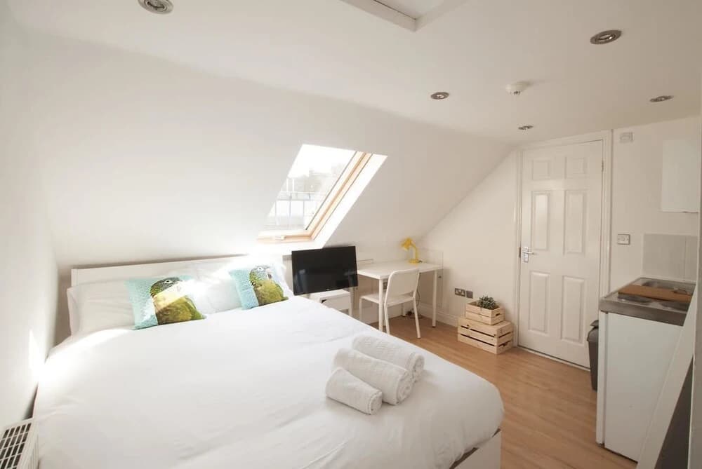 Wimbledon South Rooms by Allô Housing - photo 2