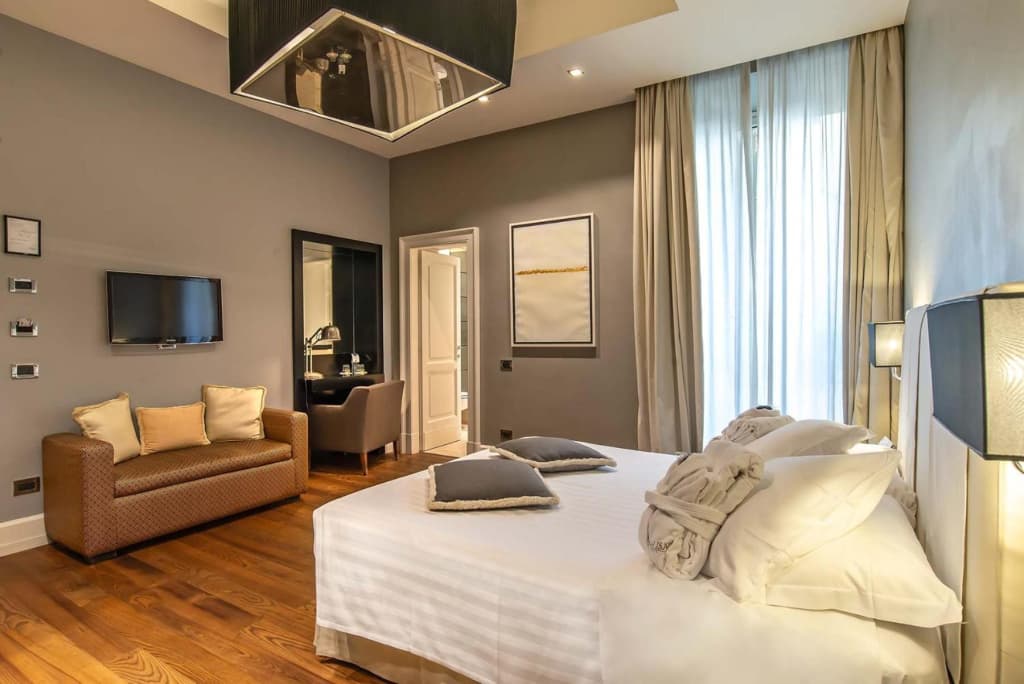 Hotel Isa - photo 28