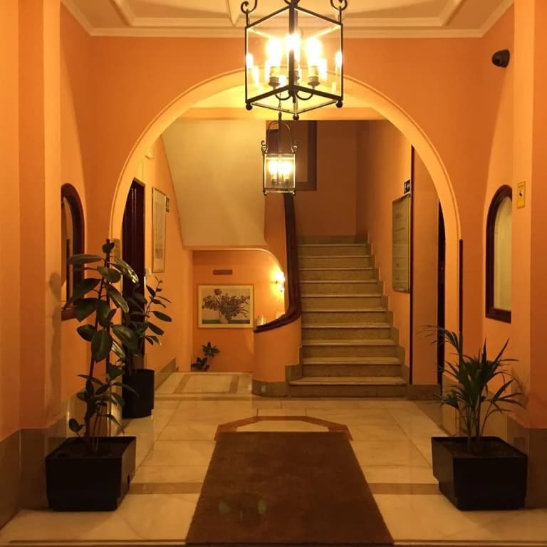 Hostal en Madrid LM Rooms Opera - photo 12