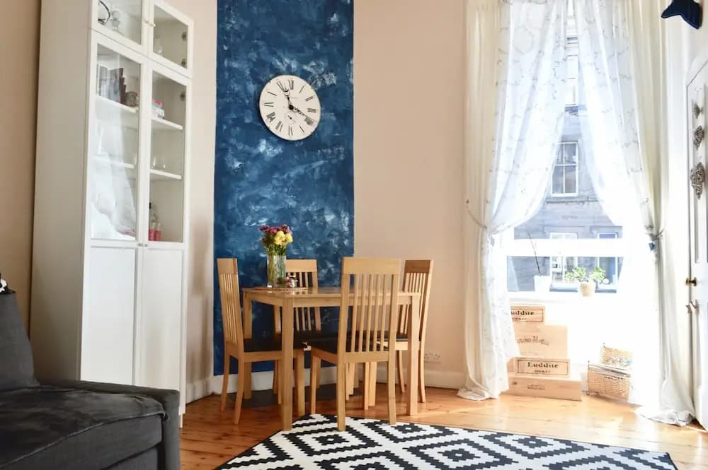 Homely 1 Bedroom Flat Near City Centre - photo 2