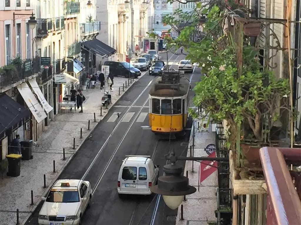Chiado Lisbon Apartment - photo 13