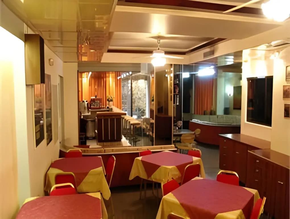 Claridge Hotel - photo 18