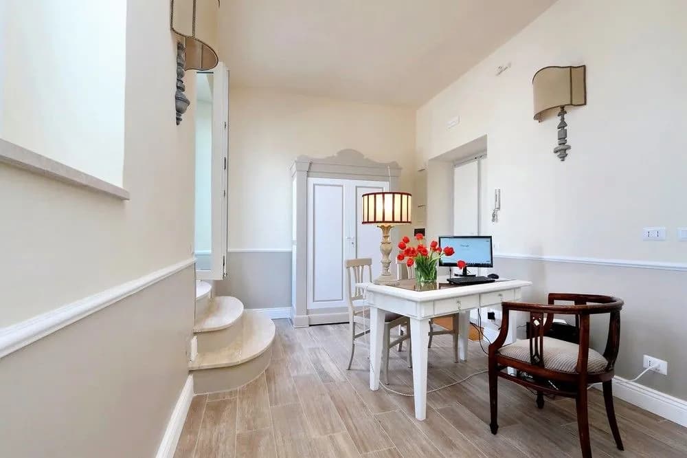 Charming flat near Colosseum - photo 13