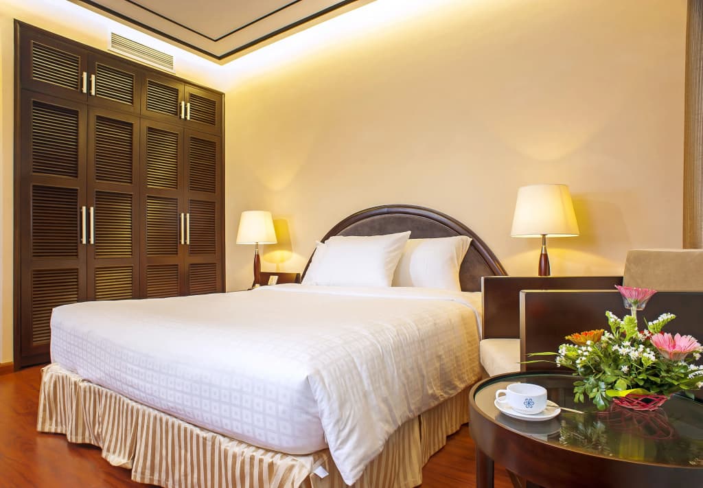 Garco Dragon Hotel - photo 2