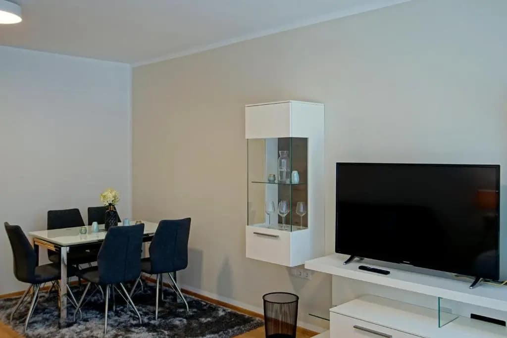 English Theater Apartment at Rathaus - photo 6