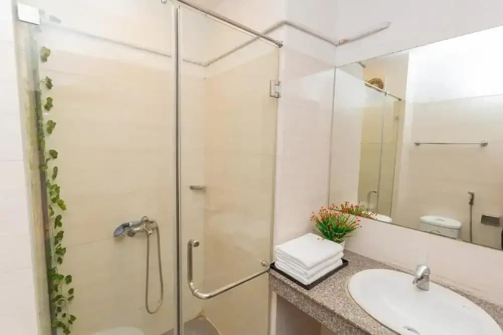 New Century Hotel - photo 11