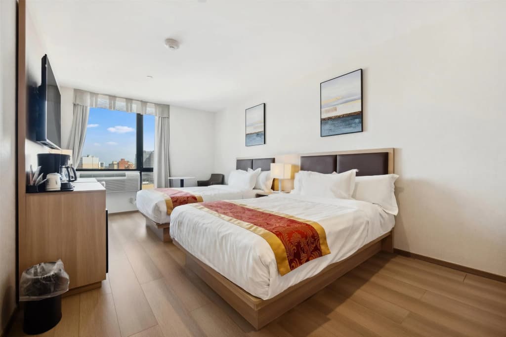 Ramada by Wyndham Flushing Queens - photo 6