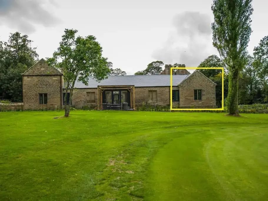 Stunning Edinburgh 1820s Stables Converted Studio - photo 5