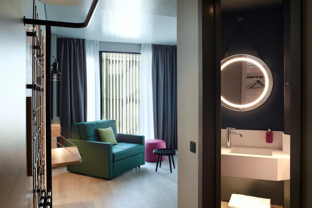 Moxy Athens City - photo 34