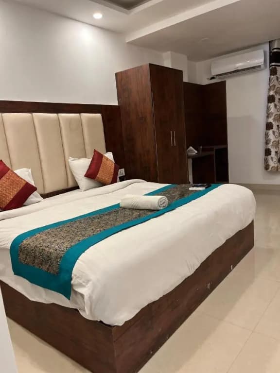 Hotel Tej Palace - photo 11