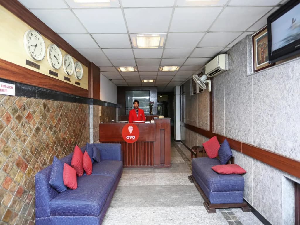 Oyo 712 Defence Colony - photo 2