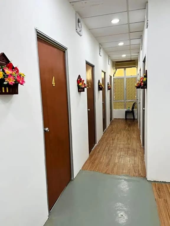 Wangsa Melawati Hostel - photo 1