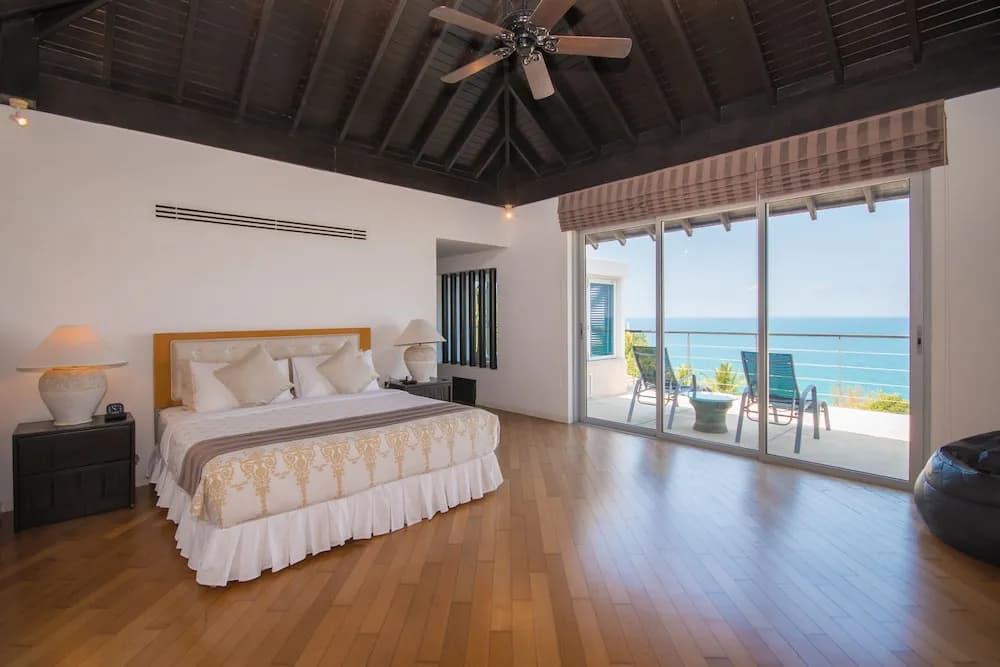 Beautiful 3-Bedroom Villa at Surin Beach - photo 2