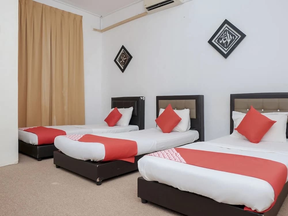Oyo 90180 Gemilang Hotel Kerteh - photo 3