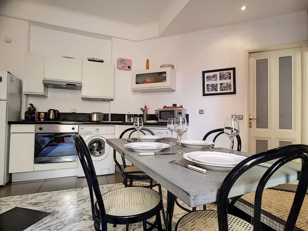 Nestor&Jeeves - NOE - Central - Close sea - Spacious - photo 1