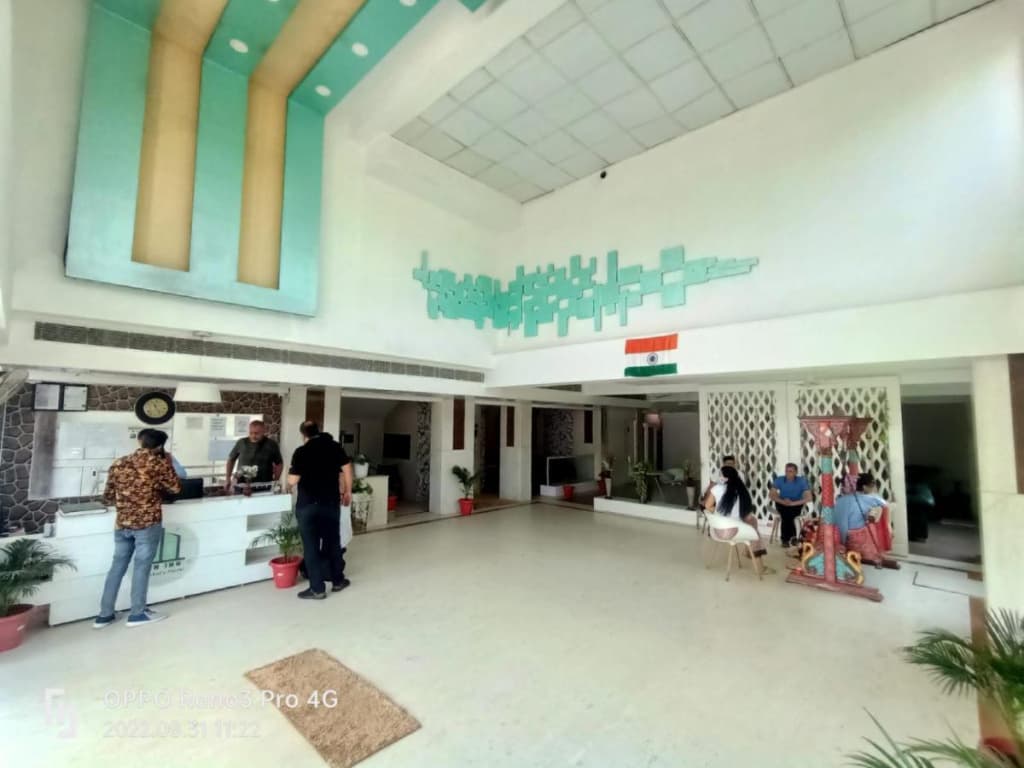 Phoenix Suites - photo 10