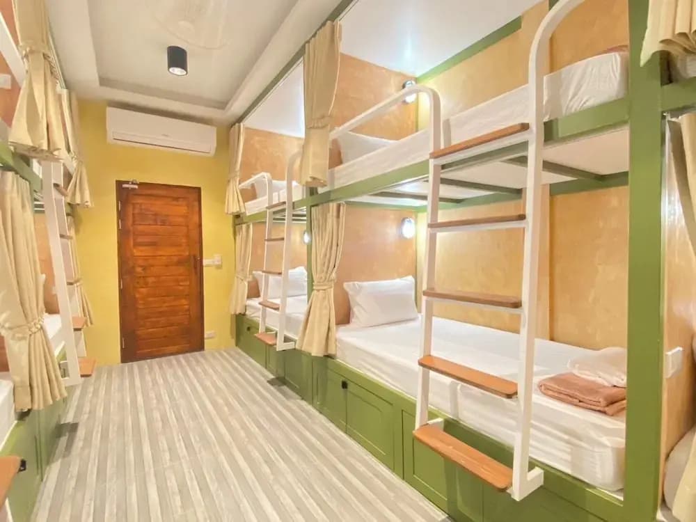 The Sierra Hostel Phuket - photo 5