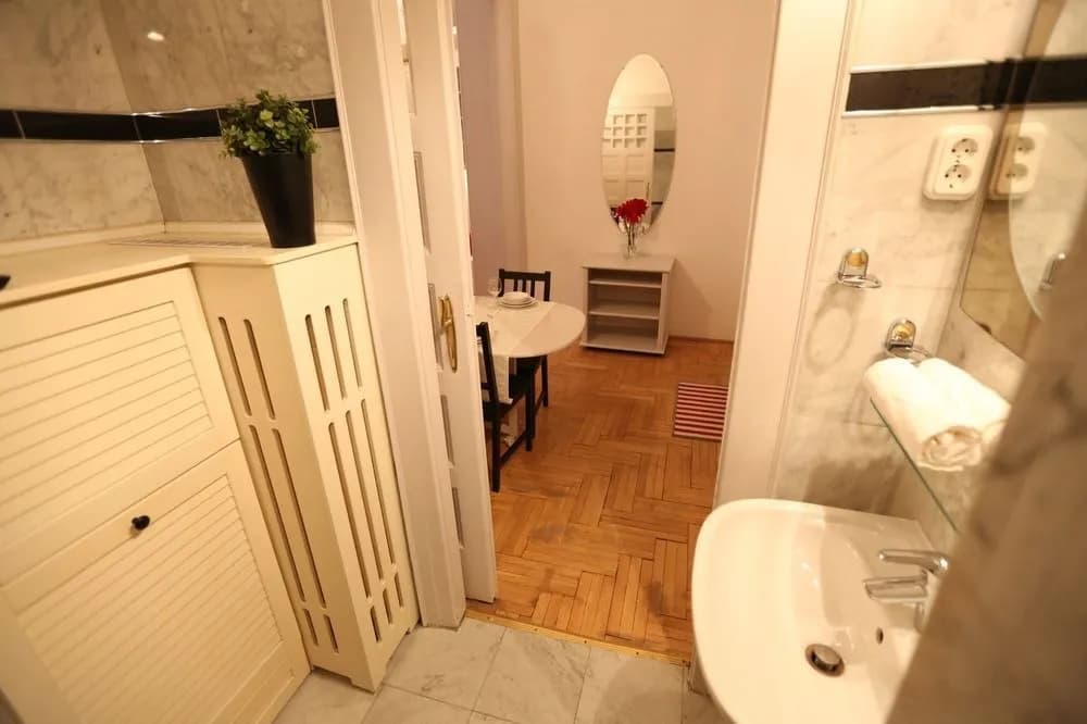d.Five Classic Luxury Apartment - photo 9