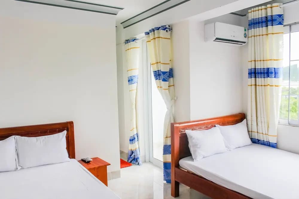 Hotel I Ngoc Huong - photo 3