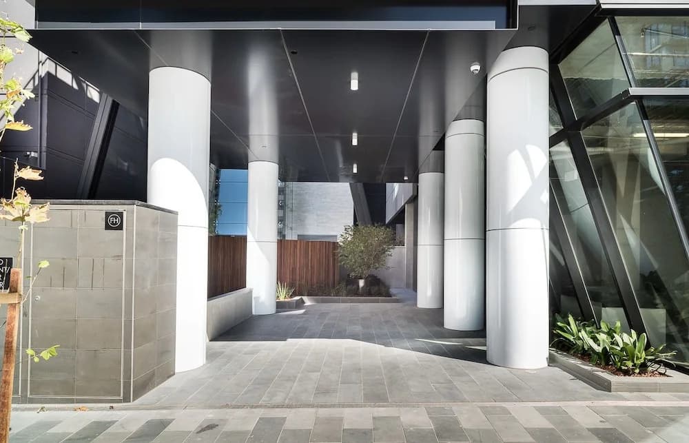 South Yarra Hotel Apartment - photo 7